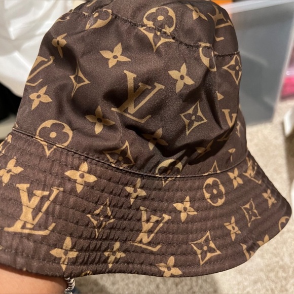 Louis Vuitton Accessories - Louis Vuitton Reversible Monogram Bucket Fisherman Hat Brown Black Medium